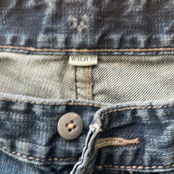 Distressed flypaper jeans - Picture 5 of 6